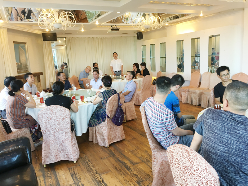 力凈公司與上海弘飛洗滌設備有限公司成功合并 力凈公司與上海弘飛洗滌設備有限公司成功合并